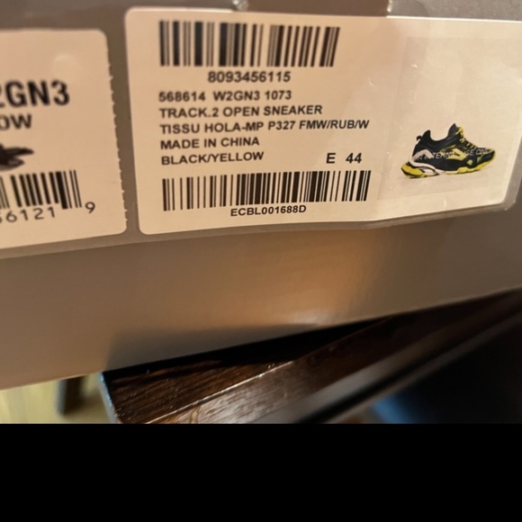 Balenciaga Track.2 Black and Green New in Box sz 44 US 11 - Picture 5 of 5